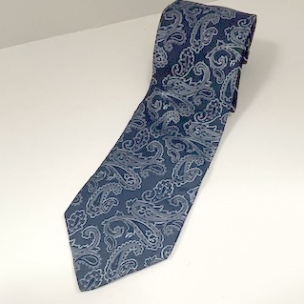 Tommy Hilfiger Blue & White Paisley Men’s‎ Tie 100% Silk